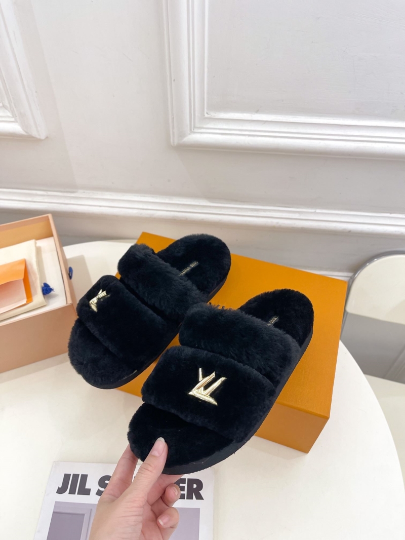 Louis Vuitton Slippers